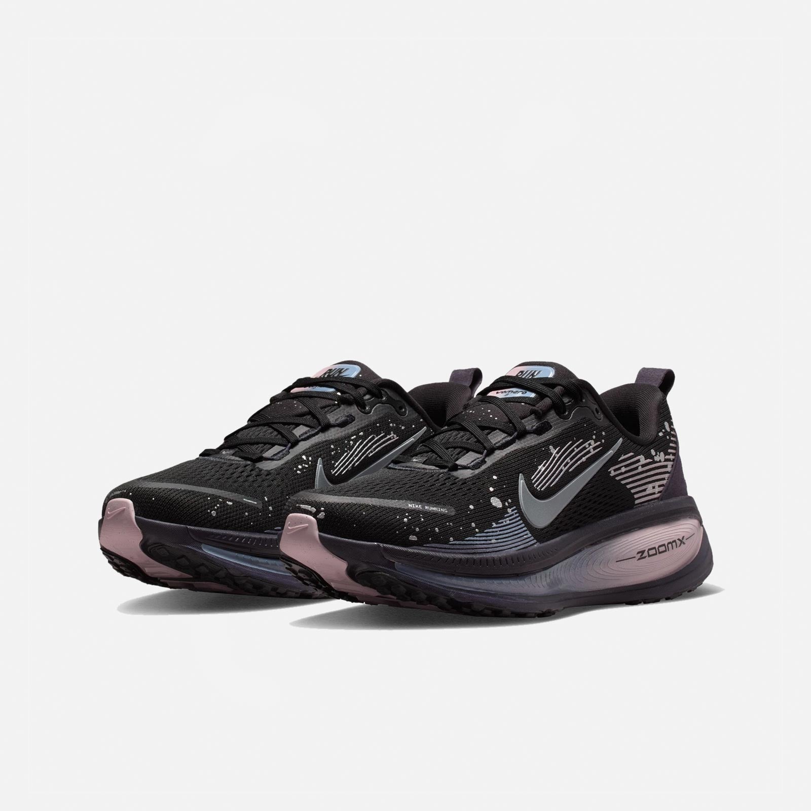 Vomero 18 SE HV1779 001