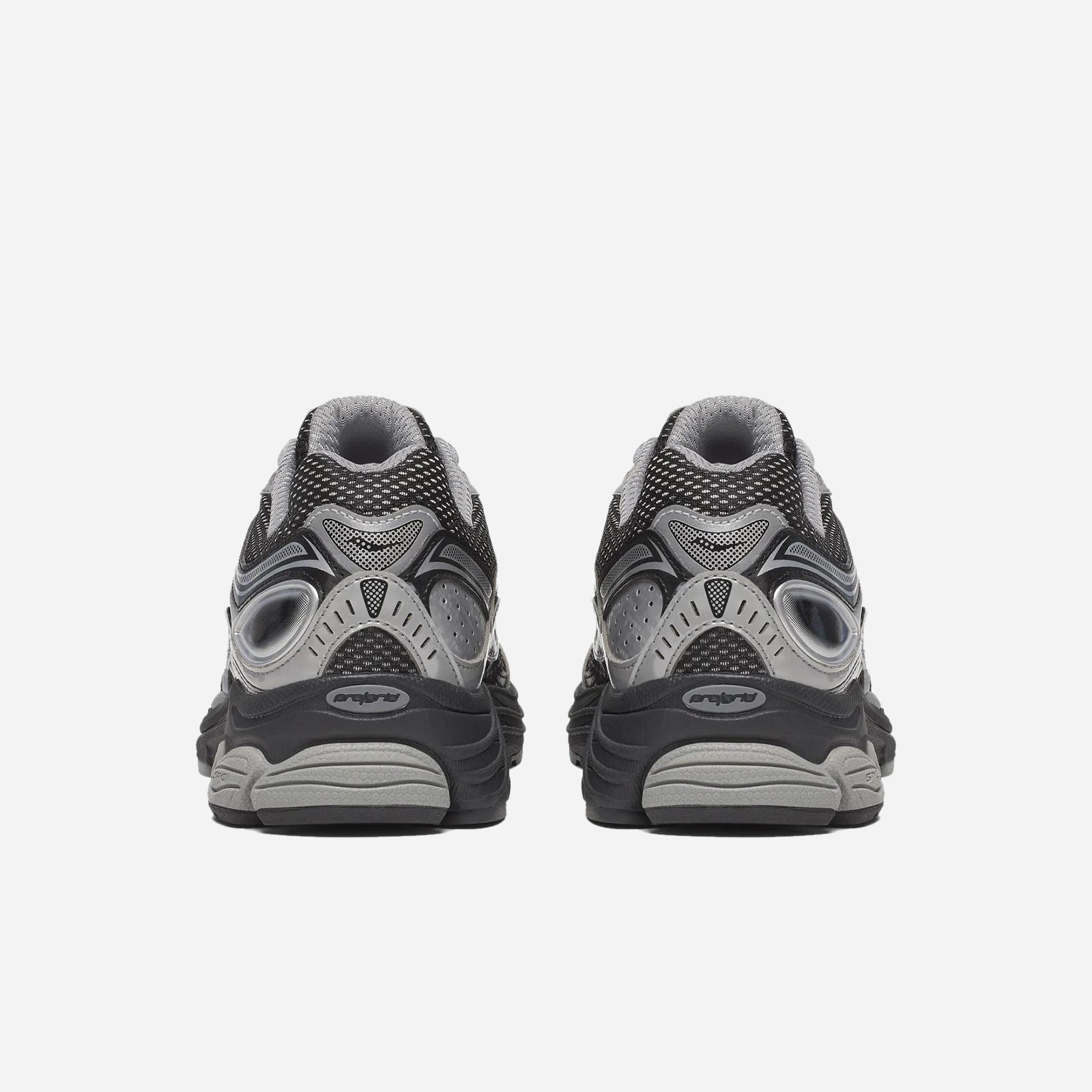 Saucony ProGrid Omni 9 OG S70739-13