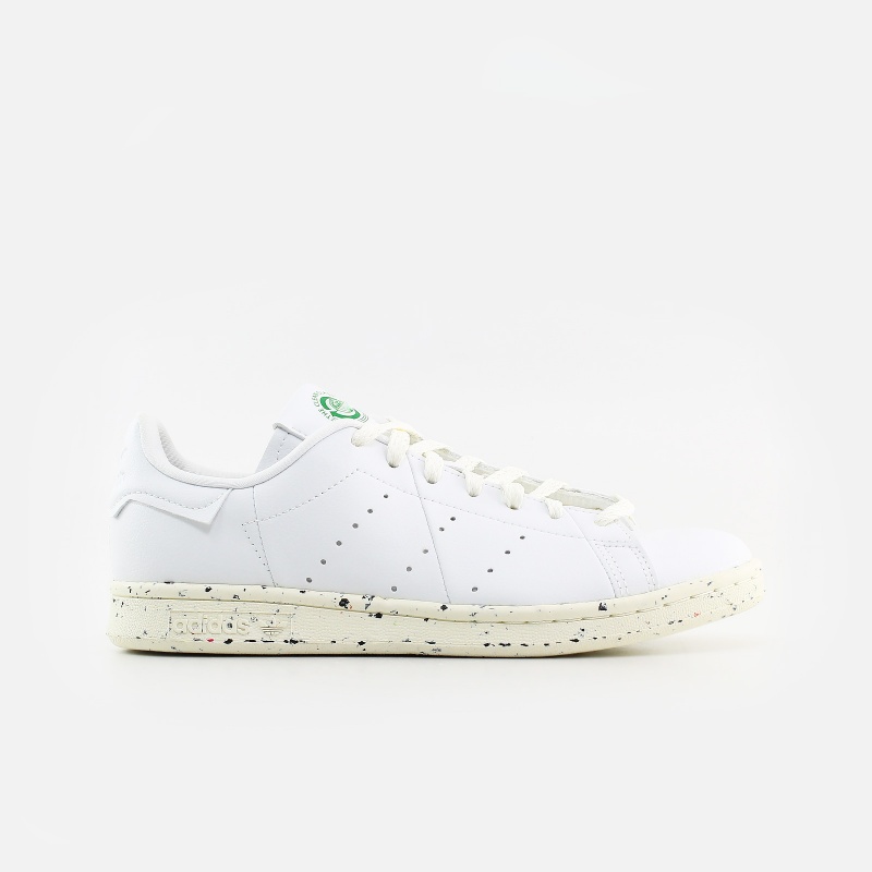 FV0534 Stan Smith The Clean Classics