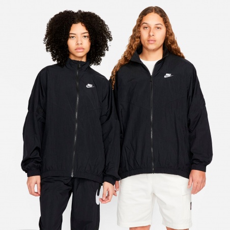 Nike Sportswear Essential Windrunner Woven Jacket DM6185-010 | 4Elementos
