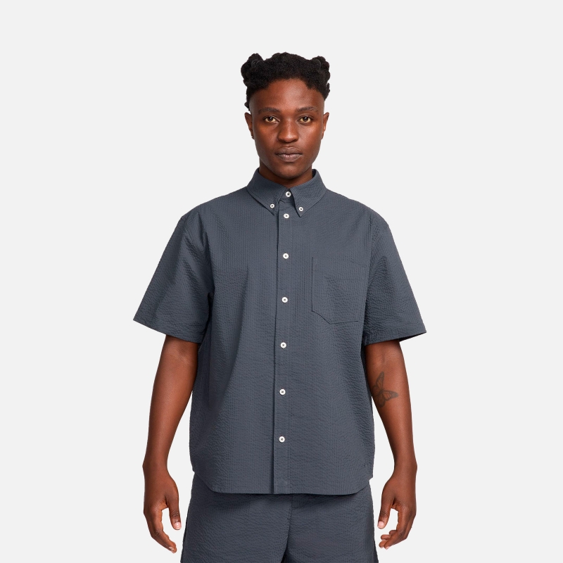 Nike Life Shirt With Seersucker Buttons FN3222 060 4Elementos