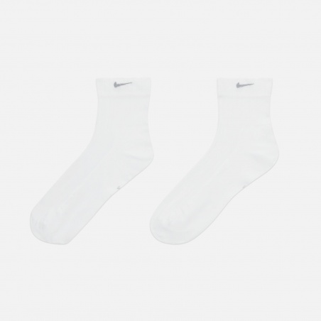 Nike Sheer Ankle Socks (1 Pair) FJ2239-100 | 4Elementos