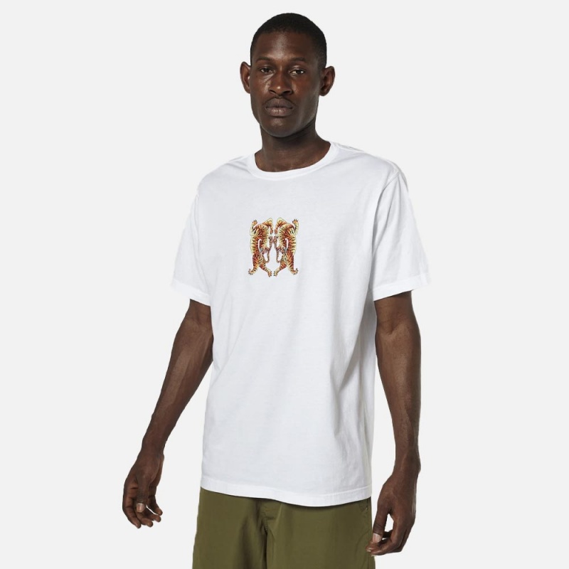 2063 White Heart Of Tigers Embroidered T shirt