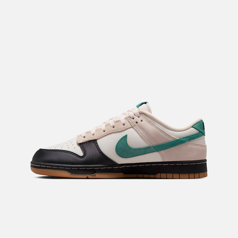 Dunk Low HQ3483 104