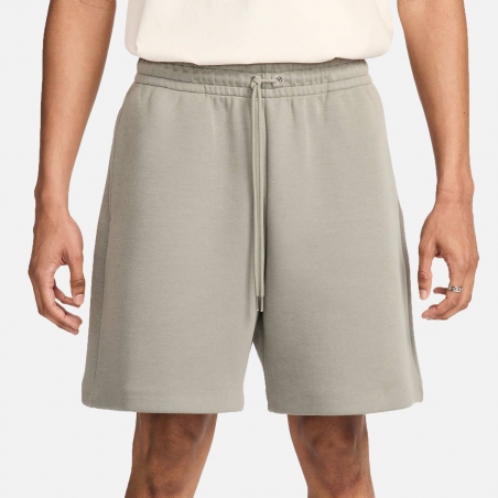 Nike Sportswear Tech Fleece Reimagined Fleece Shorts FN3933-053 | 4Elementos