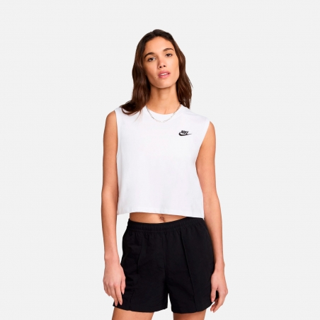 Nike Sportswear Club T-shirt FV5505-100 | 4Elementos