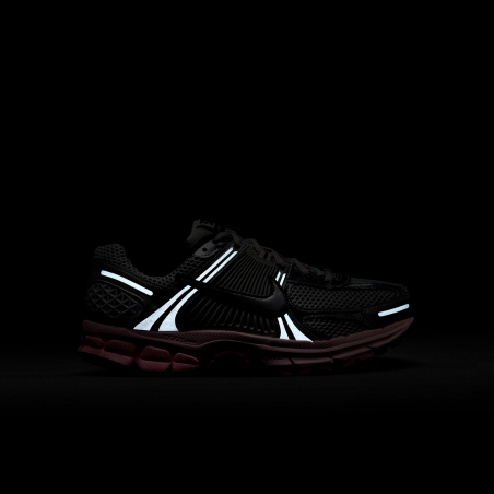 Nike W Zoom Vomero 5 HF1877-001 | 4Elementos