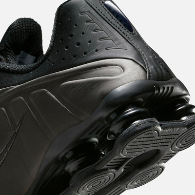 Shox R4 HQ1988 001