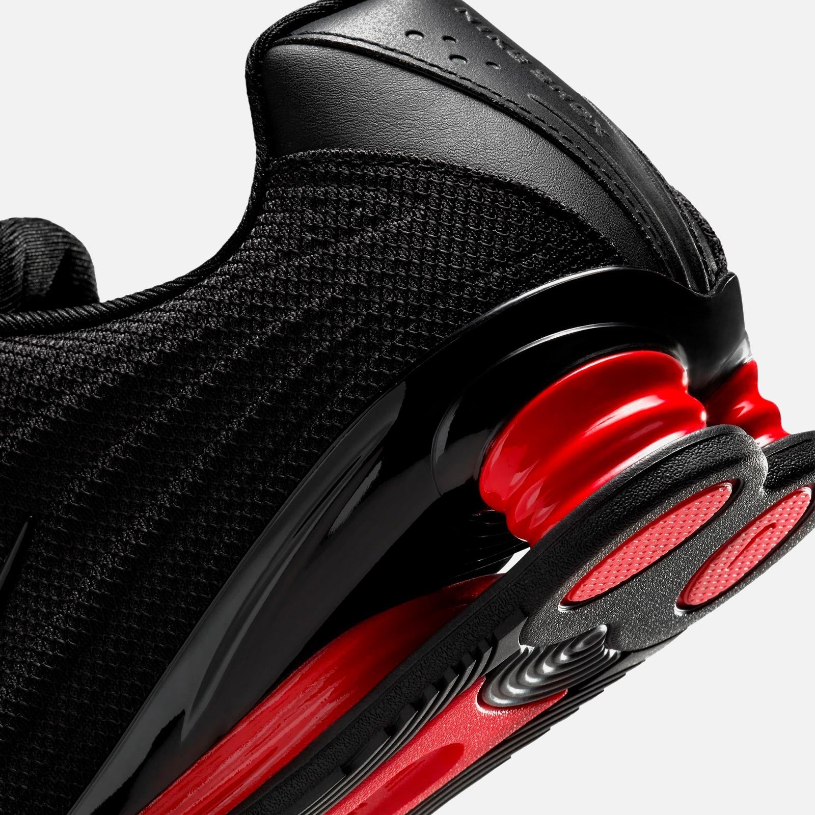 Nike Shox Z HQ7540-002 | 4Elements – 4Elementos