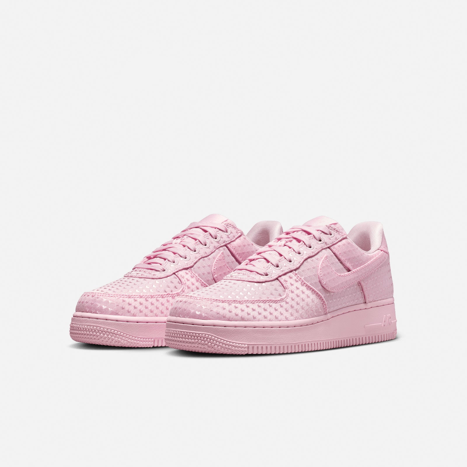 Air Force 1 07 SE Valentine s Day IQ9965 601