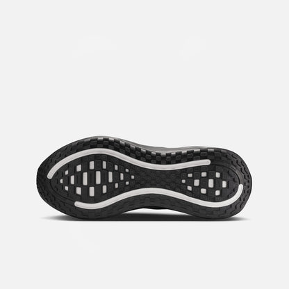 Vomero Plus Black IO4482 002