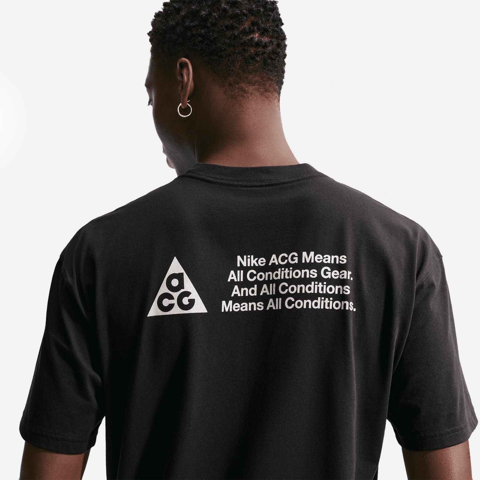 Nike ACG Dri-FIT T-Shirt IR6985-010 | 4Elementos