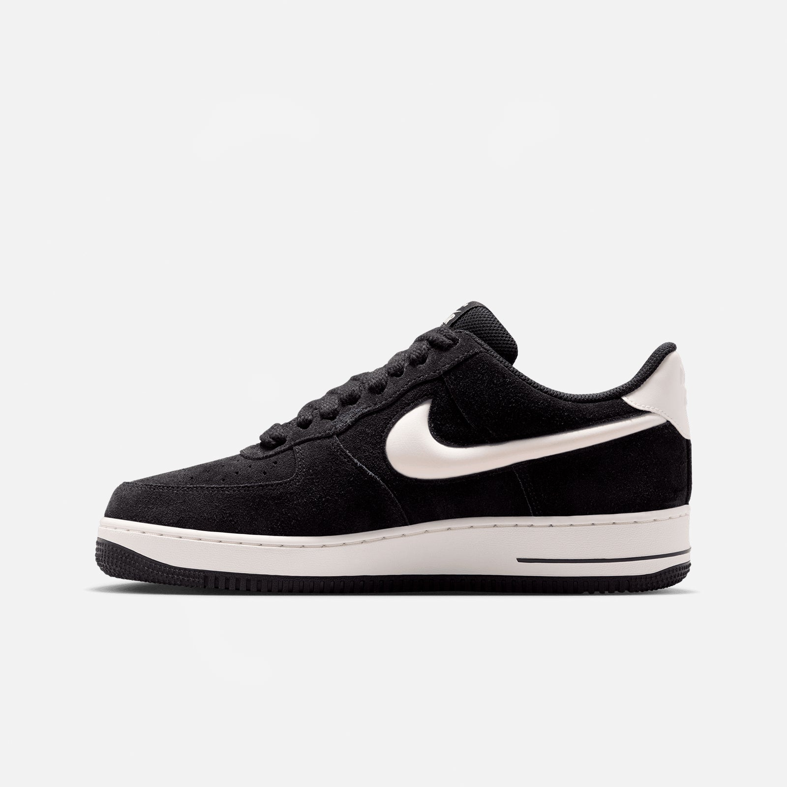 Nike Air Force 1 '07 LV8 IU7592-001